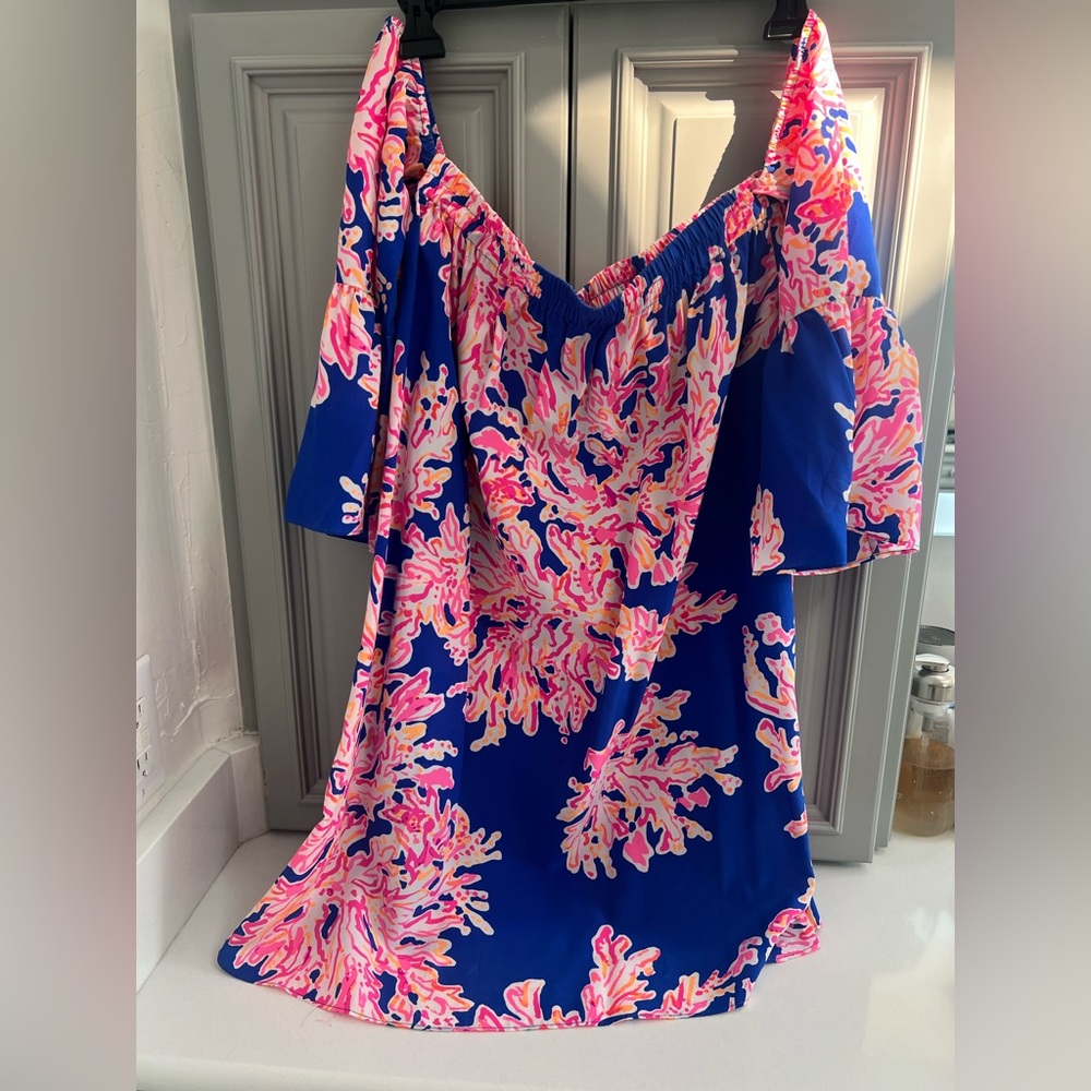 Never worn off the shoulder Lilly Pulitzer Pink and Blue XS dress